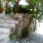 Fasolas Square House 