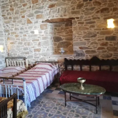 Vakantiehuis Fasolas Square House 