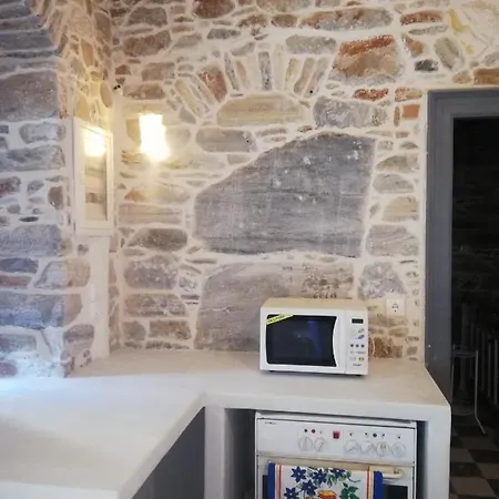Holiday home Fasolas Square House 